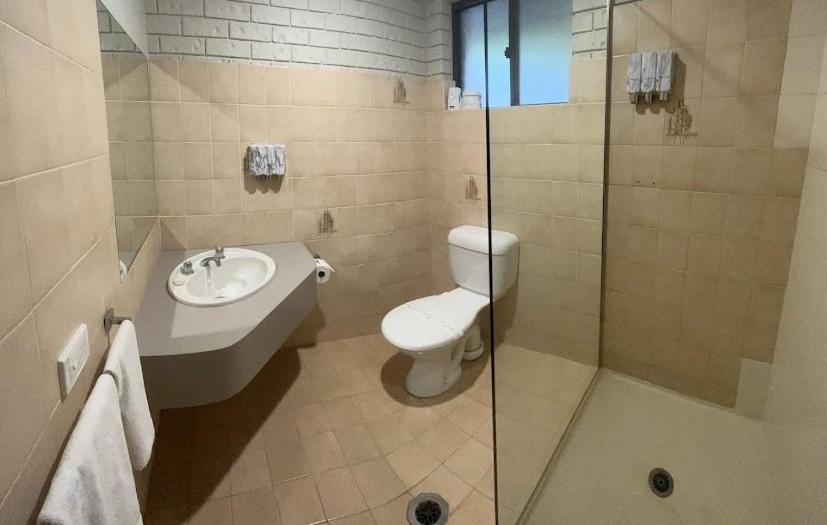 Woomargama Motel Екстериор снимка